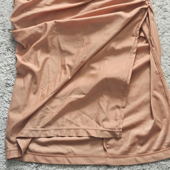 Fashion Nova ruched dress NWT - Picture 11 of 16